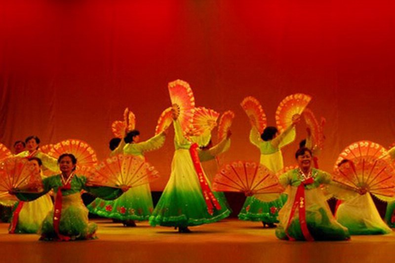 海南海口三亚扇子舞