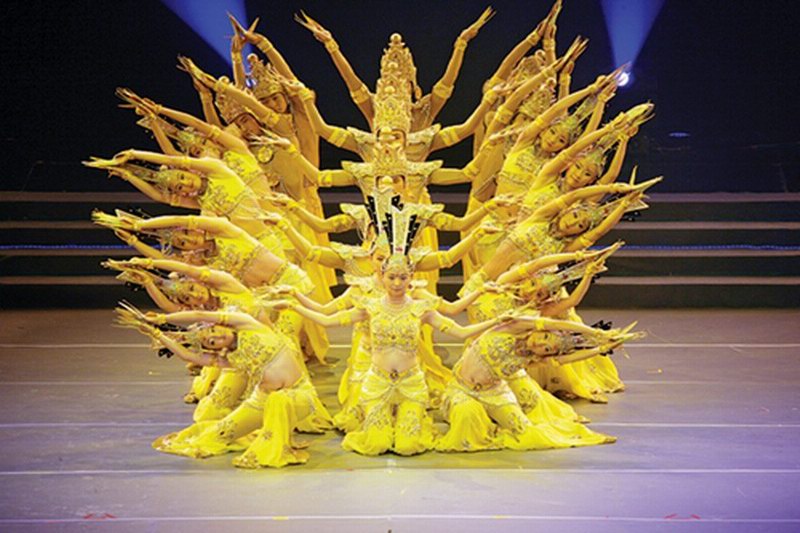 大型舞蹈千手观音