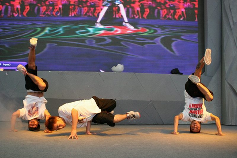 海南海口三亚街舞表演