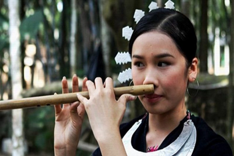 海南黎族特色民乐鼻箫