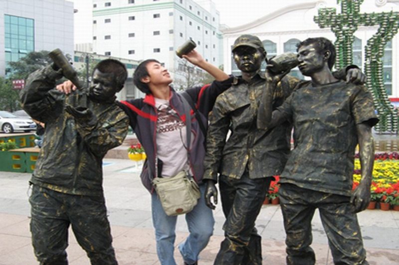 海南海口三亚活雕塑表演提供