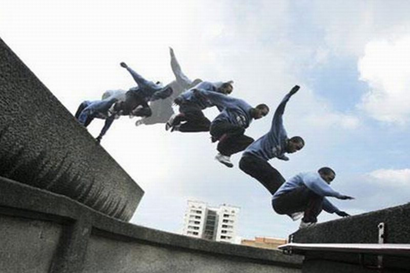 海南海口三亚跑酷表演