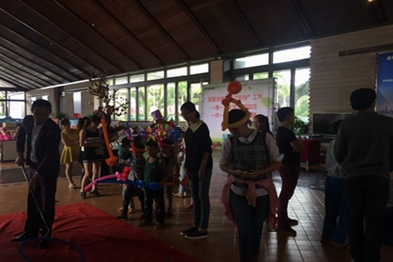 绿地城天使大冲关暖场